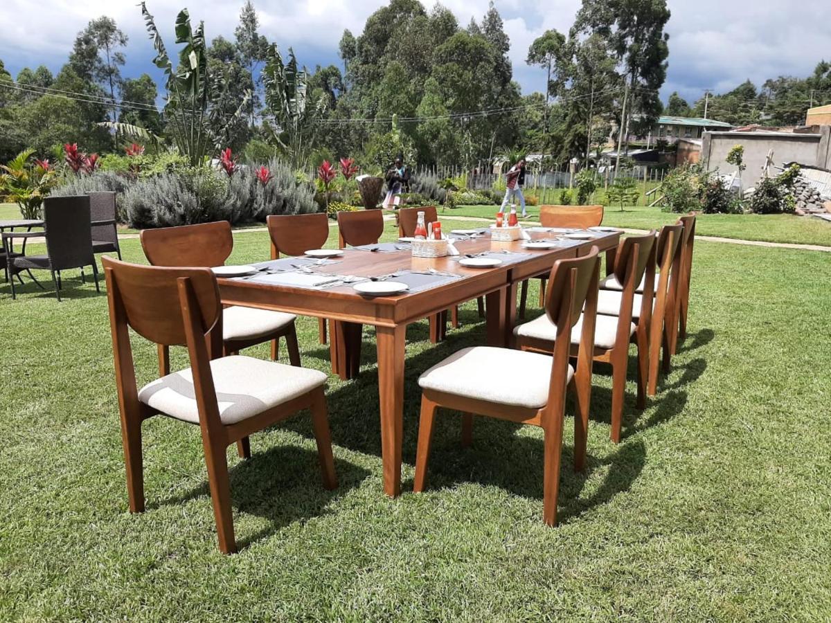 The Willis Hotel, Bomet Extérieur photo